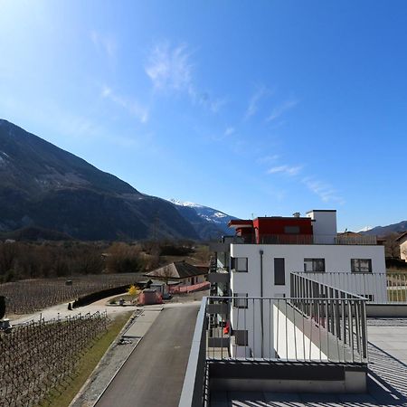 Bnb Vino Veritas Salgesch エクステリア 写真