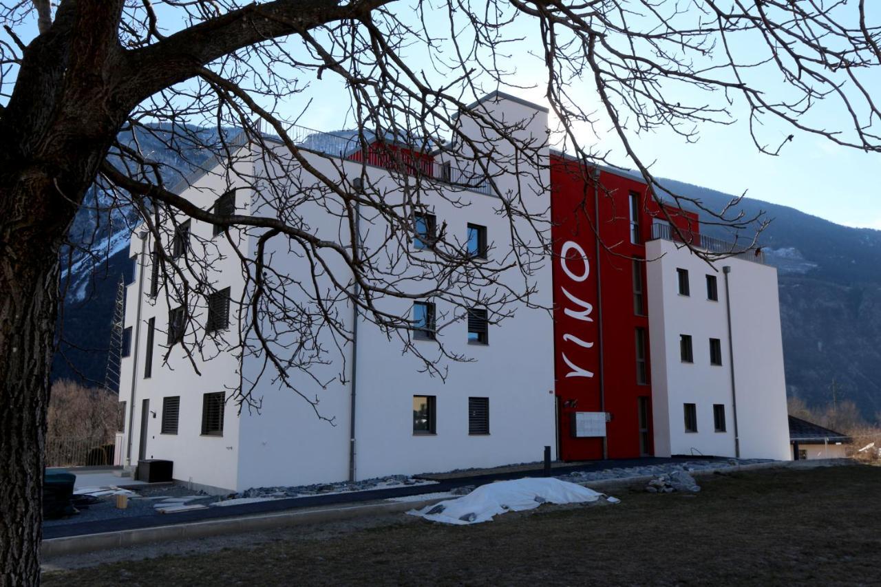 Bnb Vino Veritas Salgesch エクステリア 写真